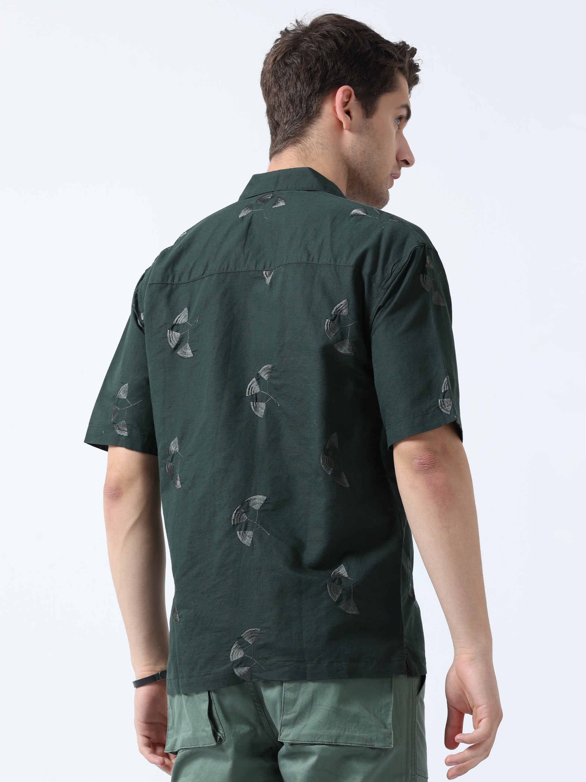 Green Loose Fit Half Sleeve Embroidered Men's Printed Shirt