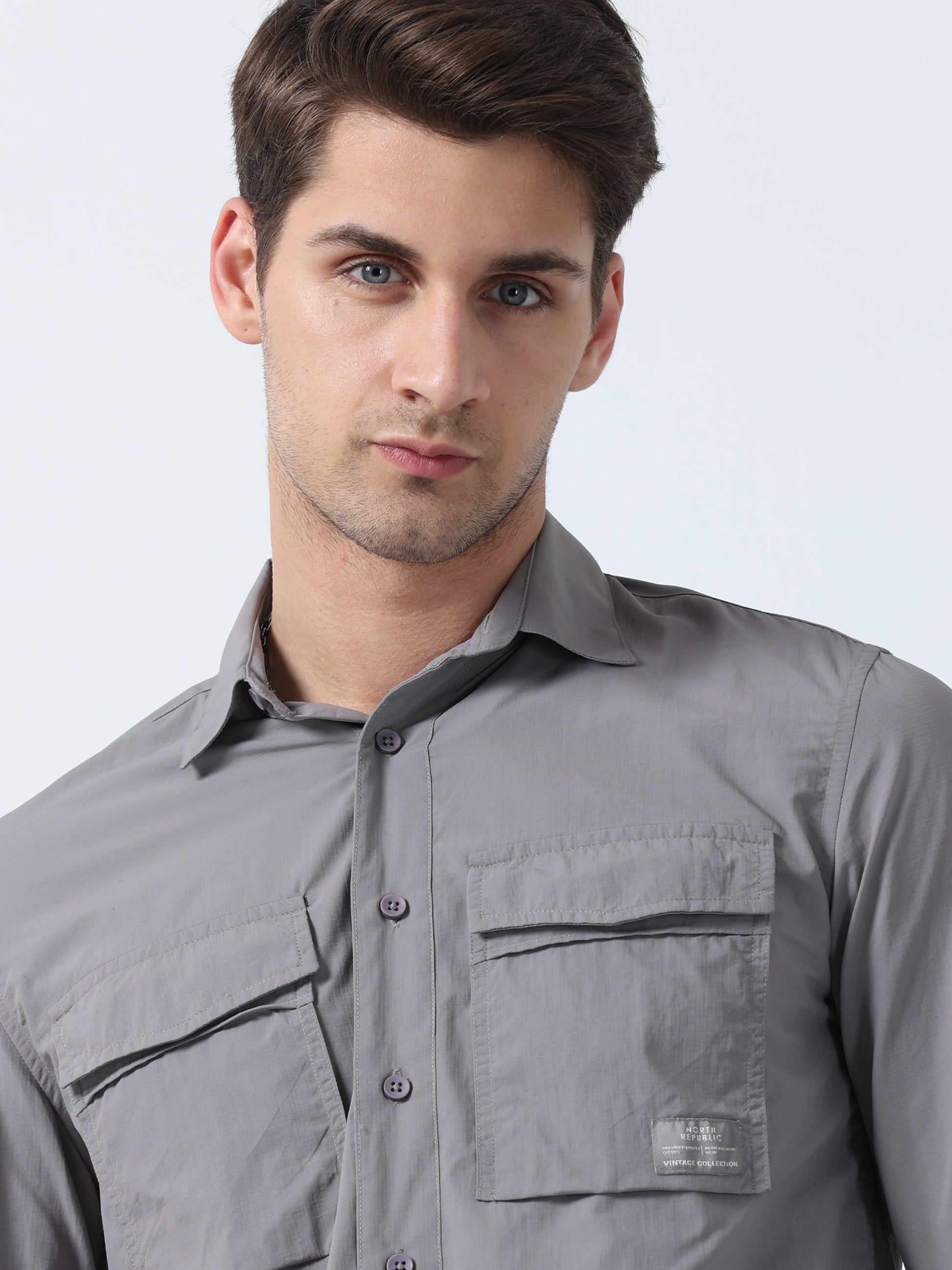 Light Grey Double-Pocket Men's Full Sleeve Plain Shirt