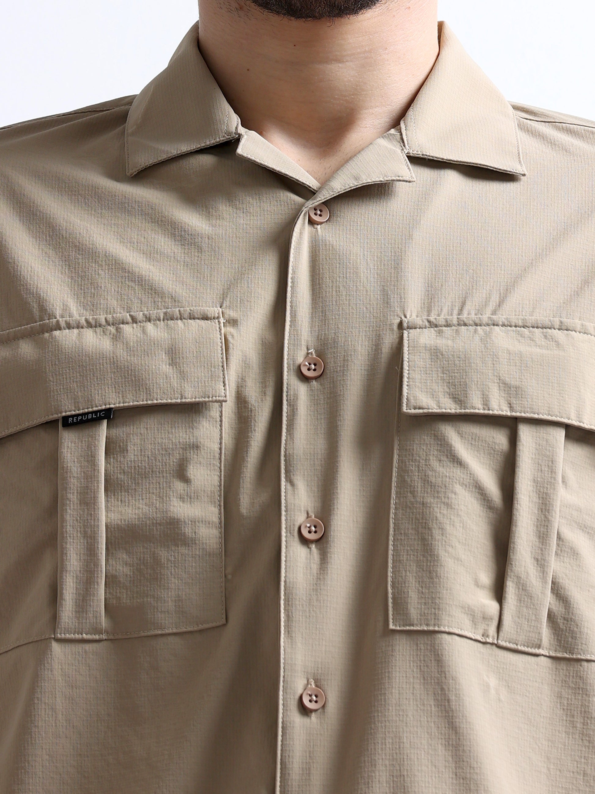 Foam Men's Cuban Collar Cargo Double Pocket Plain Shirt