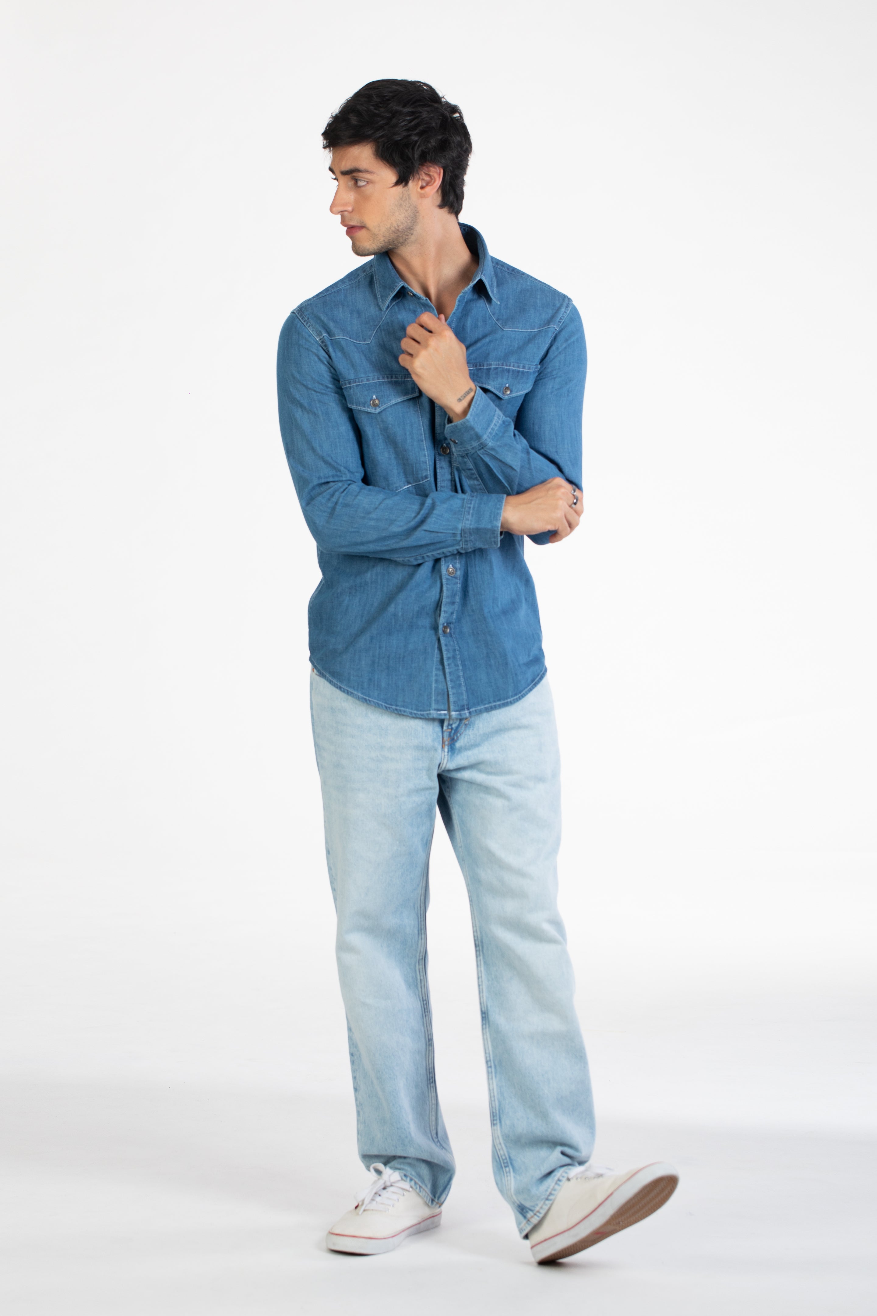 8 Black Shirt Combination Ideas for men 2023 | Jeans outfit men, Shirt  outfit men, Blue jeans outfit men