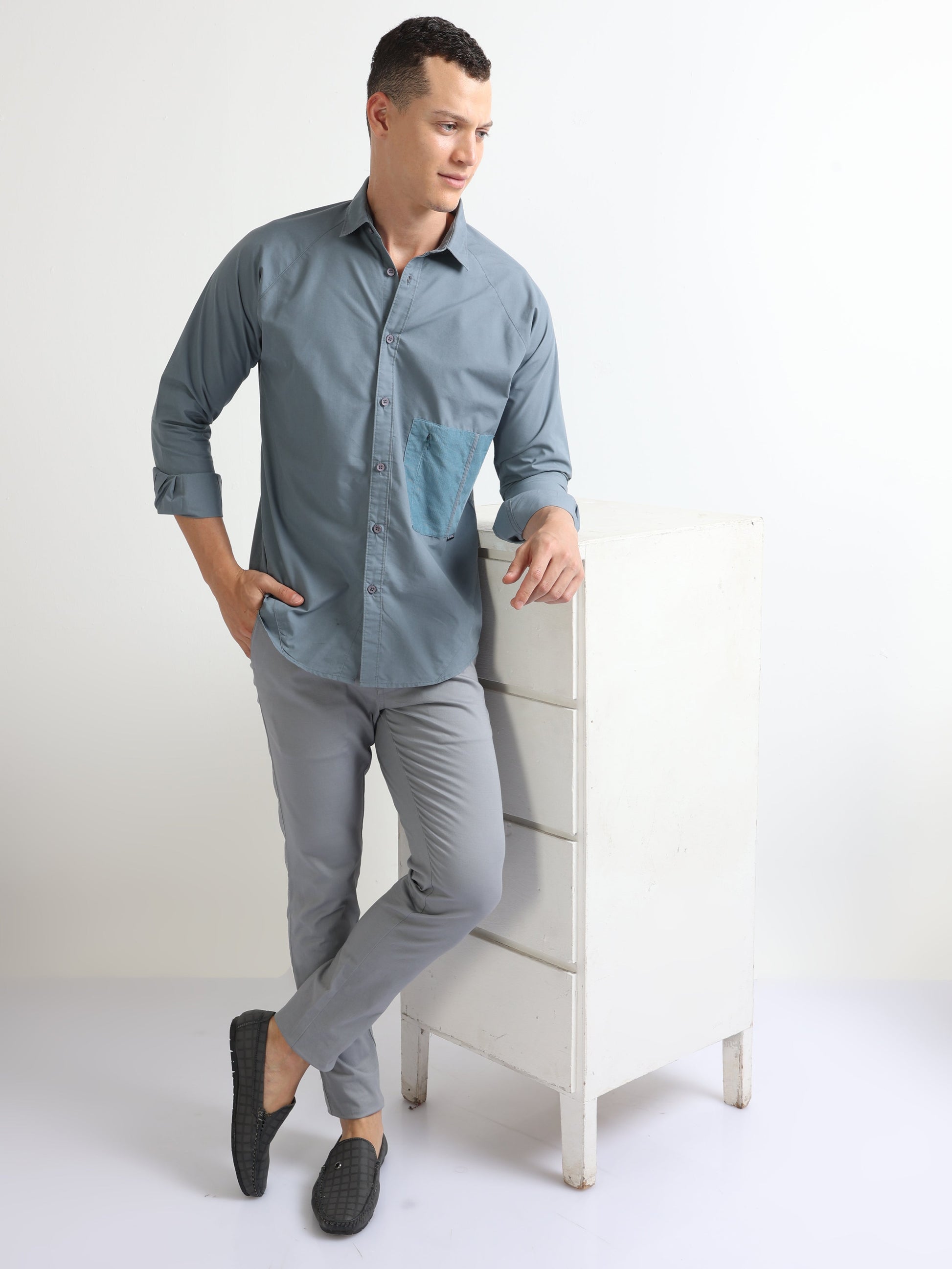 Grey Men's Raglan Full Sleeves Shirt With Stylish Pocket