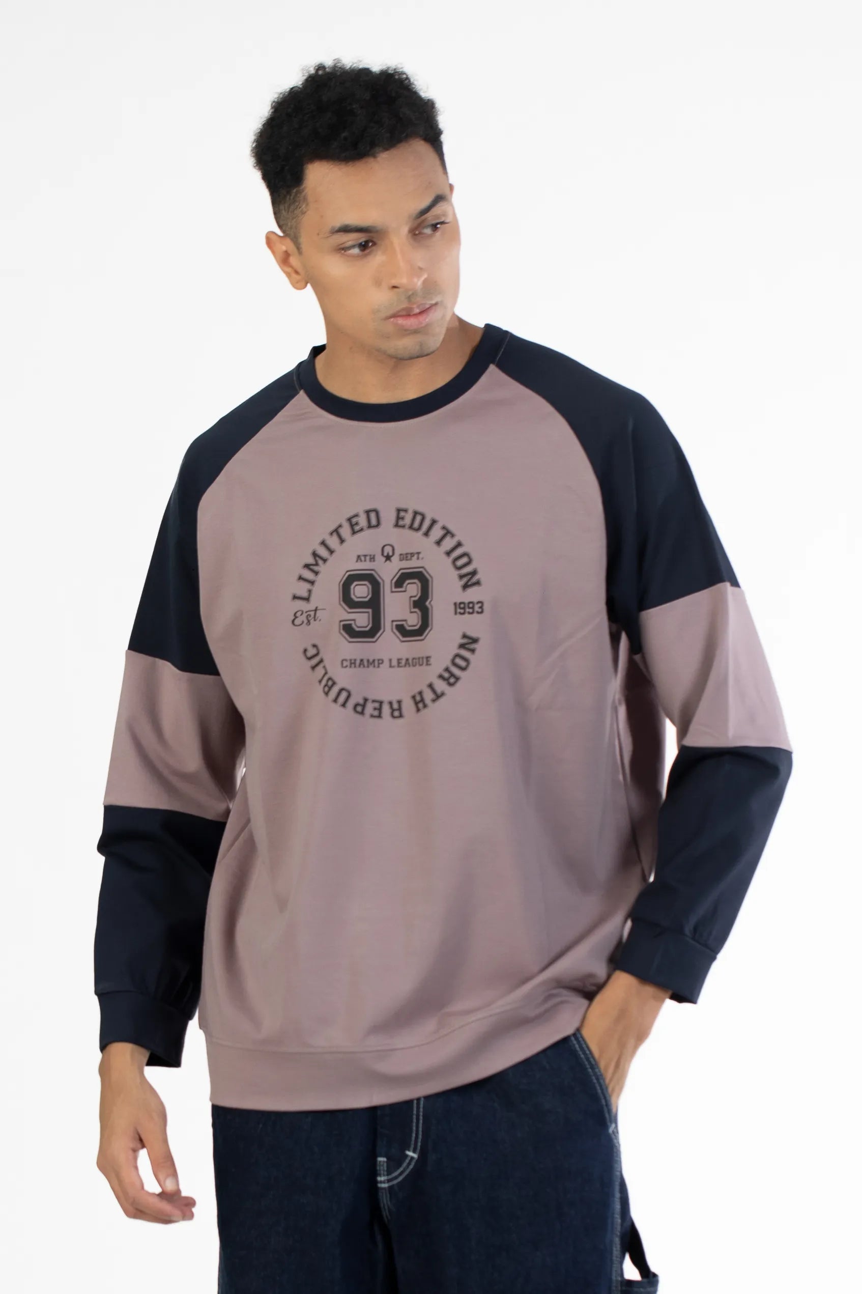 Buy Raglan Sleeve Graphic Printed Sweatshirt Online.